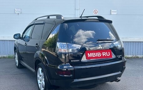Mitsubishi Outlander III рестайлинг 3, 2011 год, 1 299 000 рублей, 6 фотография