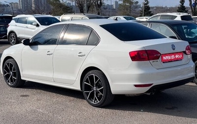 Volkswagen Jetta VI, 2013 год, 990 000 рублей, 1 фотография