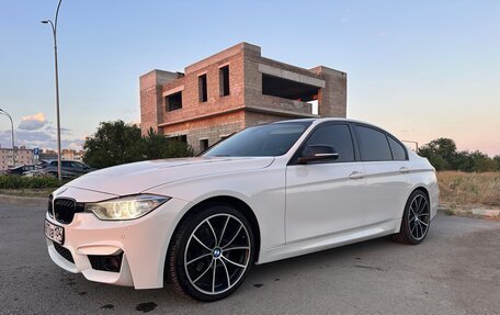 BMW 3 серия, 2012 год, 1 950 000 рублей, 3 фотография