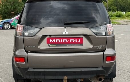 Mitsubishi Outlander III рестайлинг 3, 2011 год, 1 111 000 рублей, 7 фотография