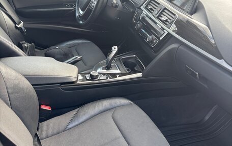 BMW 3 серия, 2016 год, 2 250 000 рублей, 9 фотография