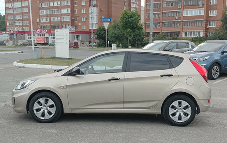Hyundai Solaris II рестайлинг, 2014 год, 725 000 рублей, 10 фотография
