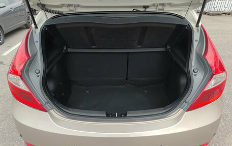 Hyundai Solaris II рестайлинг, 2014 год, 725 000 рублей, 12 фотография