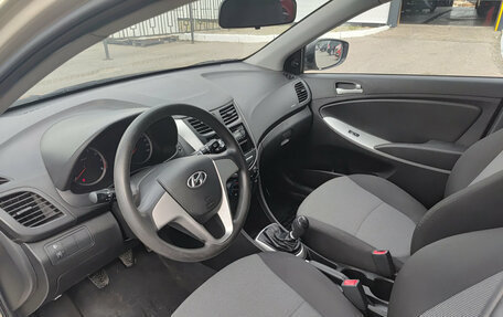 Hyundai Solaris II рестайлинг, 2014 год, 725 000 рублей, 20 фотография