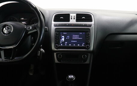 Volkswagen Polo VI (EU Market), 2017 год, 1 042 000 рублей, 12 фотография