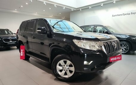 Toyota Land Cruiser Prado 150 рестайлинг 2, 2019 год, 4 989 000 рублей, 3 фотография