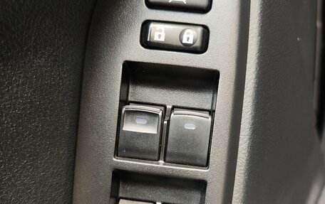 Toyota Land Cruiser Prado 150 рестайлинг 2, 2019 год, 4 989 000 рублей, 17 фотография
