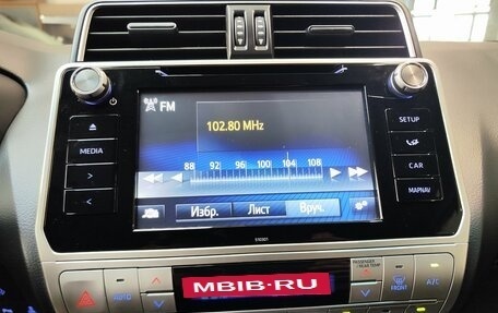 Toyota Land Cruiser Prado 150 рестайлинг 2, 2019 год, 4 989 000 рублей, 21 фотография