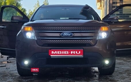 Ford Explorer VI, 2011 год, 1 270 000 рублей, 3 фотография