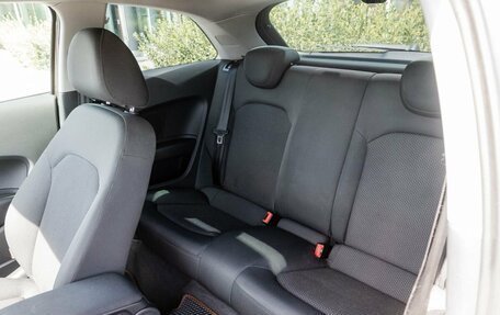 Audi A1, 2010 год, 1 000 000 рублей, 14 фотография