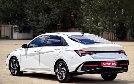 Hyundai Elantra, 2023 год, 1 149 999 рублей, 8 фотография