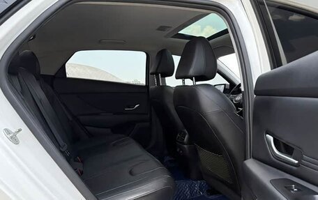 Hyundai Elantra, 2023 год, 1 149 999 рублей, 23 фотография