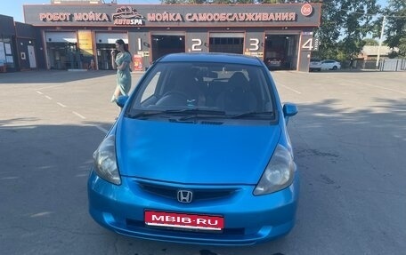 Honda Fit III, 2001 год, 315 000 рублей, 1 фотография