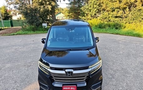 Honda Stepwgn IV, 2018 год, 2 200 000 рублей, 1 фотография