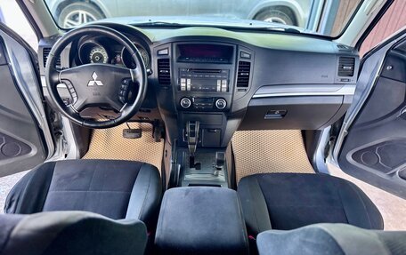 Mitsubishi Pajero IV, 2007 год, 1 900 000 рублей, 11 фотография