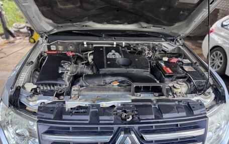 Mitsubishi Pajero IV, 2007 год, 1 900 000 рублей, 19 фотография