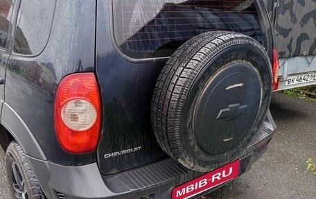 Chevrolet Niva I рестайлинг, 2011 год, 350 000 рублей, 4 фотография