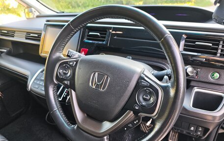 Honda Stepwgn IV, 2018 год, 2 200 000 рублей, 8 фотография