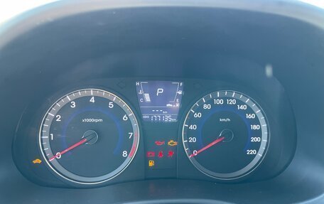 Hyundai Solaris II рестайлинг, 2012 год, 599 000 рублей, 12 фотография