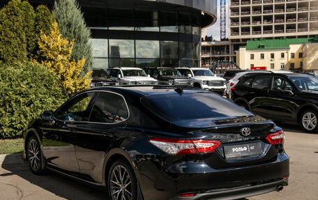 Toyota Camry, 2021 год, 3 328 000 рублей, 6 фотография