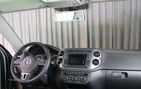 Volkswagen Tiguan I, 2016 год, 1 299 000 рублей, 5 фотография