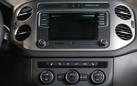 Volkswagen Tiguan I, 2016 год, 1 299 000 рублей, 10 фотография