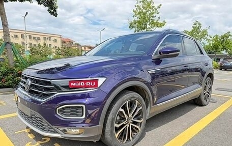 Volkswagen T-Roc I, 2022 год, 1 654 098 рублей, 1 фотография