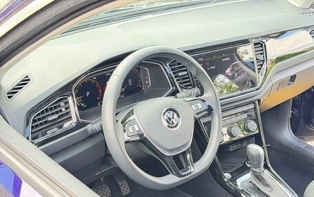 Volkswagen T-Roc I, 2022 год, 1 654 098 рублей, 7 фотография