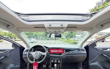 Volkswagen T-Roc I, 2022 год, 1 654 098 рублей, 8 фотография