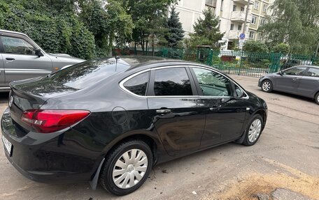 Opel Astra J, 2013 год, 580 000 рублей, 3 фотография