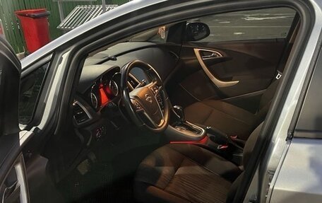Opel Astra J, 2011 год, 640 000 рублей, 10 фотография