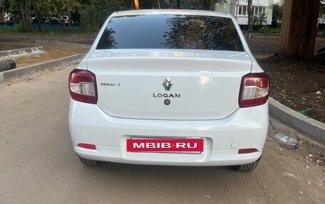Renault Logan II, 2017 год, 600 000 рублей, 2 фотография