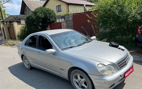 Mercedes-Benz C-Класс, 2003 год, 140 000 рублей, 1 фотография