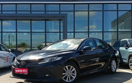 Toyota Camry, 2018 год, 2 549 000 рублей, 1 фотография