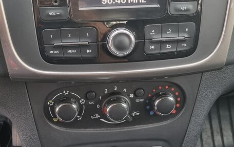 Renault Sandero II рестайлинг, 2018 год, 1 259 000 рублей, 14 фотография