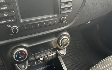 KIA Rio IV, 2018 год, 1 490 000 рублей, 5 фотография