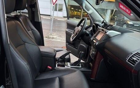 Toyota Land Cruiser Prado 150 рестайлинг 2, 2016 год, 3 950 000 рублей, 11 фотография