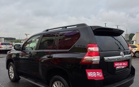 Toyota Land Cruiser Prado 150 рестайлинг 2, 2016 год, 3 950 000 рублей, 4 фотография