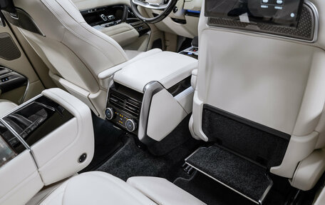 Land Rover Range Rover IV рестайлинг, 2026 год, 23 780 000 рублей, 18 фотография