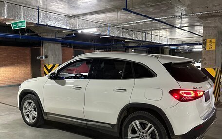 Mercedes-Benz GLA, 2020 год, 4 500 000 рублей, 2 фотография