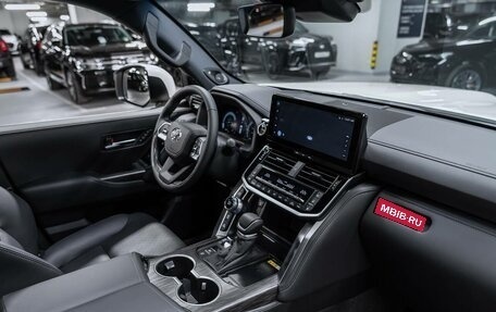 Toyota Land Cruiser, 2026 год, 13 990 000 рублей, 3 фотография