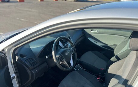 Hyundai Solaris II рестайлинг, 2012 год, 645 000 рублей, 9 фотография