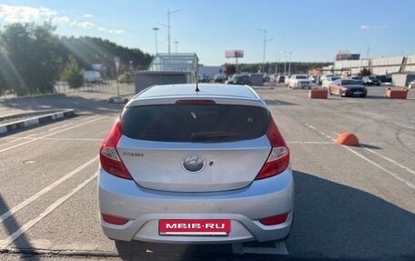 Hyundai Solaris II рестайлинг, 2012 год, 645 000 рублей, 5 фотография