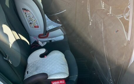 Hyundai Solaris II рестайлинг, 2012 год, 645 000 рублей, 12 фотография