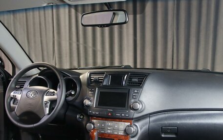 Toyota Highlander III, 2011 год, 1 549 000 рублей, 5 фотография