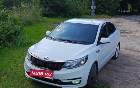 KIA Rio III рестайлинг, 2015 год, 920 000 рублей, 6 фотография
