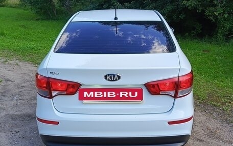 KIA Rio III рестайлинг, 2015 год, 920 000 рублей, 3 фотография