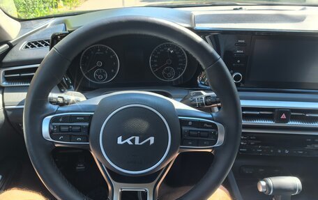 KIA K5, 2022 год, 1 900 000 рублей, 13 фотография