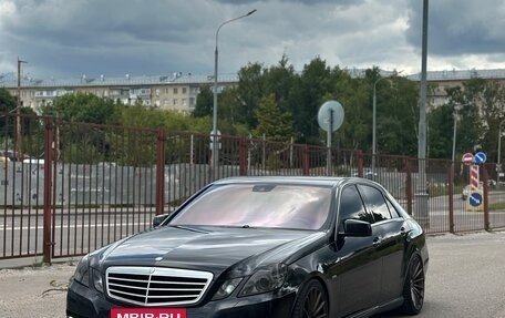 Mercedes-Benz E-Класс, 2013 год, 1 370 000 рублей, 2 фотография
