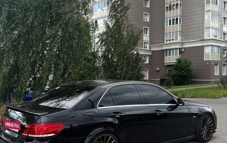 Mercedes-Benz E-Класс, 2013 год, 1 370 000 рублей, 4 фотография